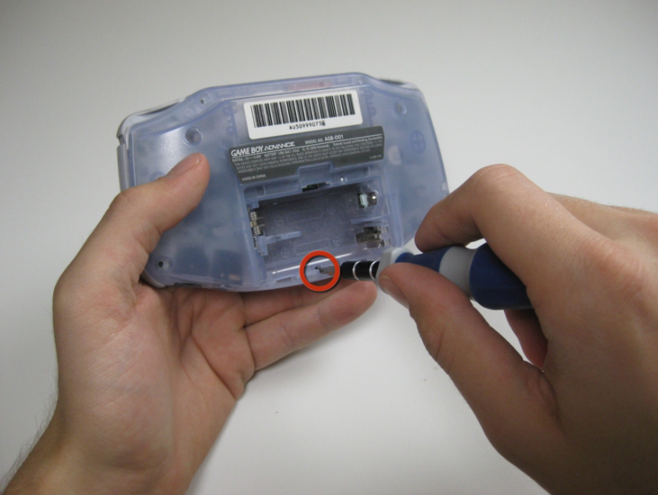 Gameboy Advance Shell Vervangen - Schroef