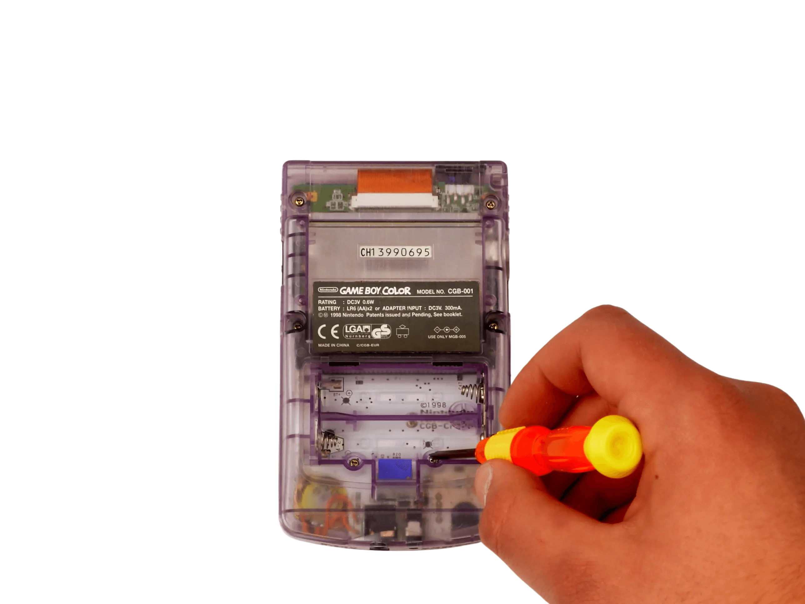 Gameboy Color Speaker Condensatoren Vervangen