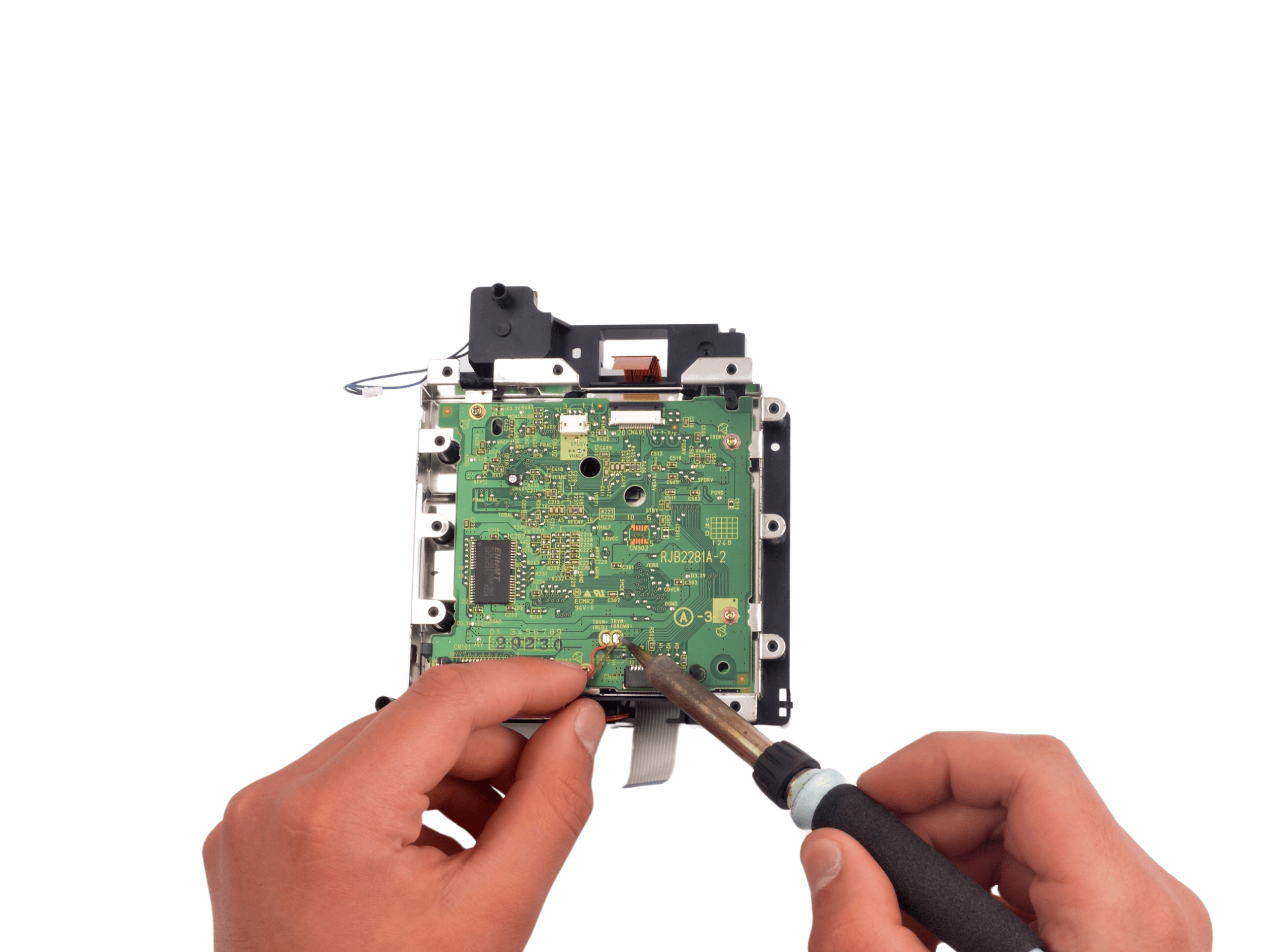 Gamecube Laser Condensatoren Vervangen - 14