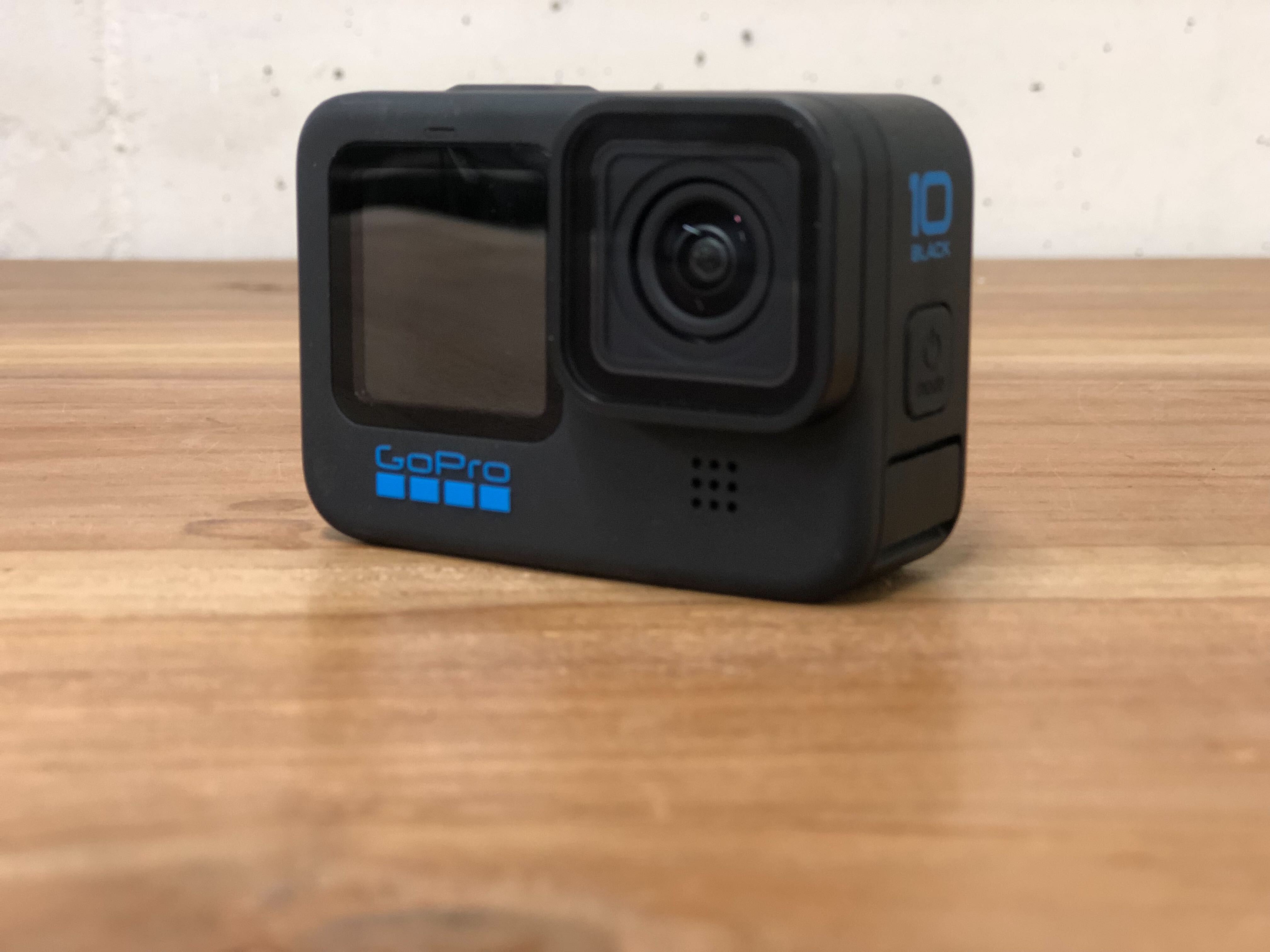 GoPro Hero 10 - GoPro Cameras